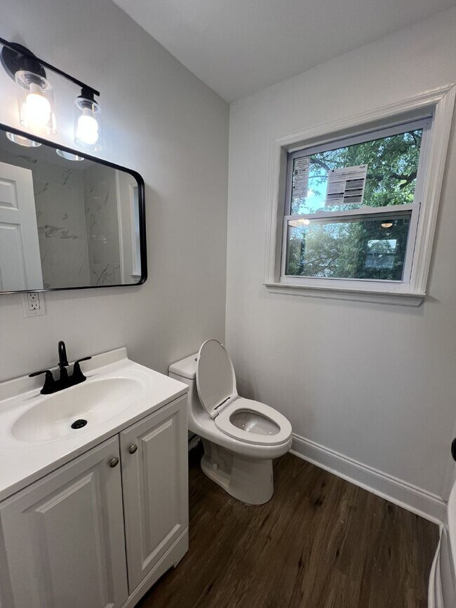 Photo - Charming 3-Bed, 2-Bath Gem on Arlington Ave