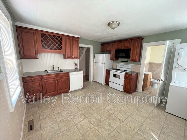 Photo - 46 Old Amherst Rd