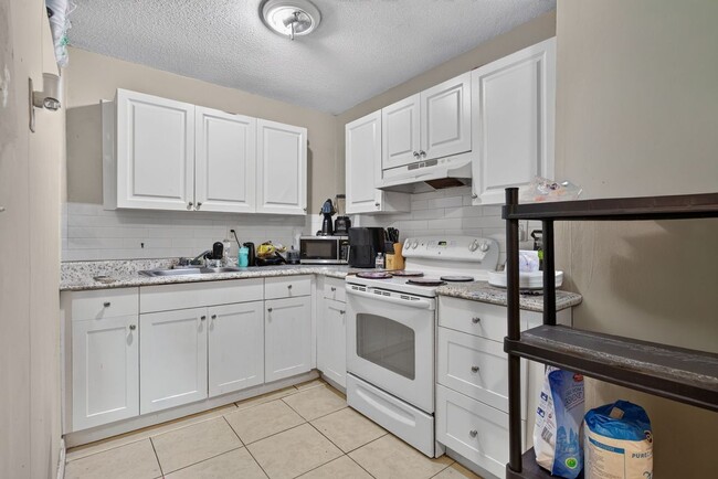 1769 NW 55th Ave