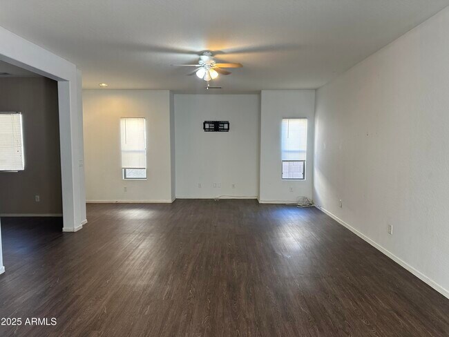 Photo - 16843 W Statler St Casa