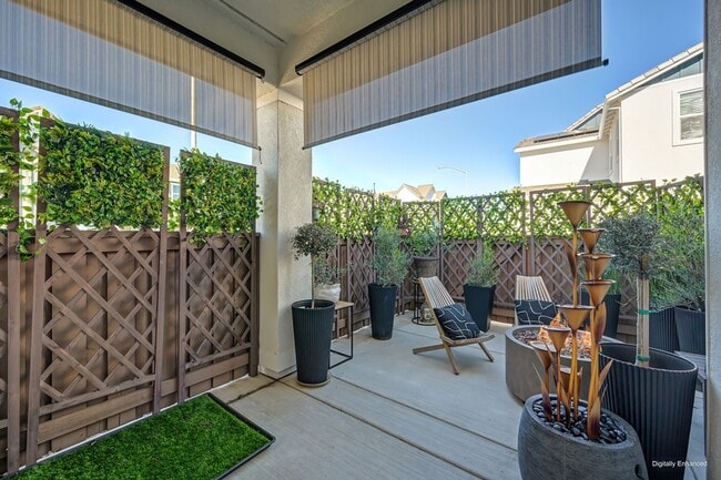 Photo - Beautiful 3 Bedroom Home with Updated Finishes & 2-Car Garage!