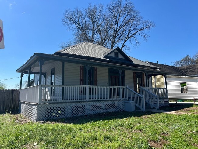 Photo - 3 bedroom 2 bathroom off Lurleen Blvd. in Northport