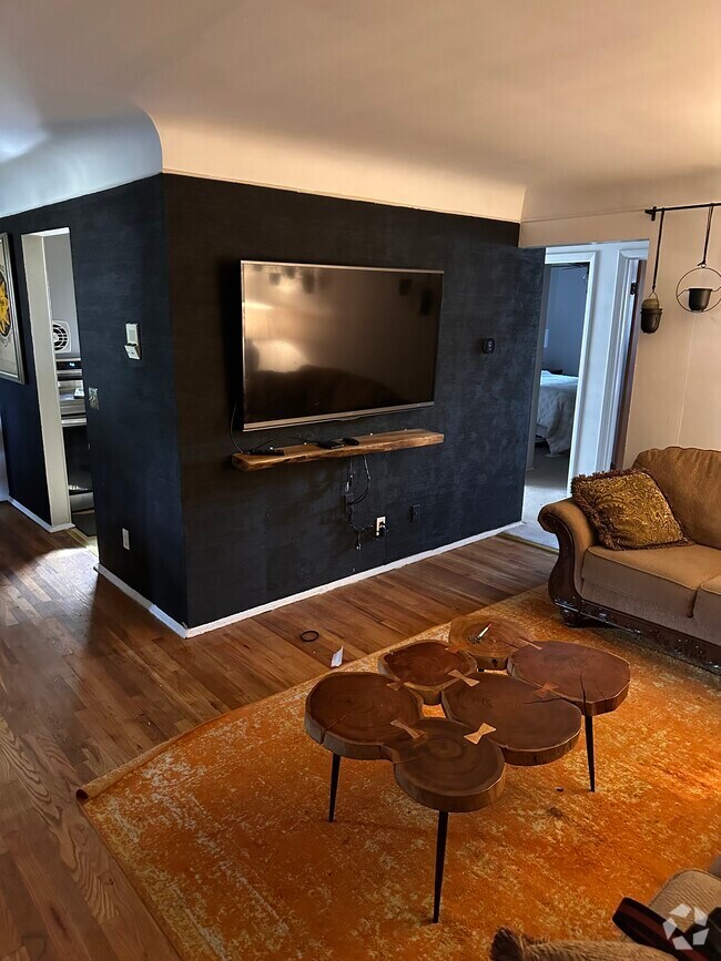 Studio 1Bath Apartments for Rent under 1,500 in Cincinnati OH 242