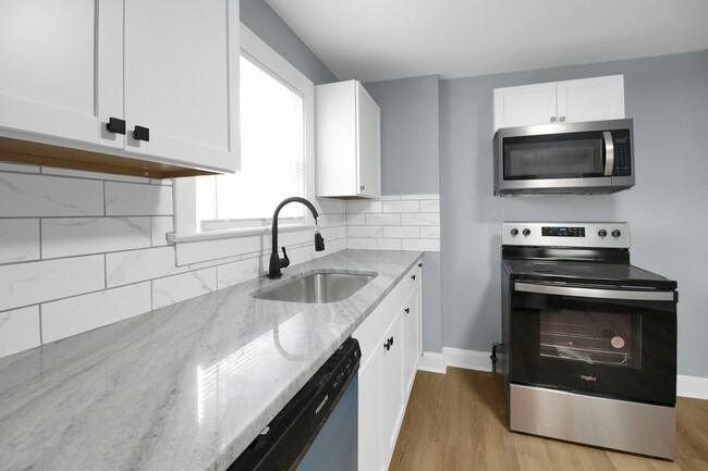 Photo - 1318-1320-1320 E 20th Ave Townhome