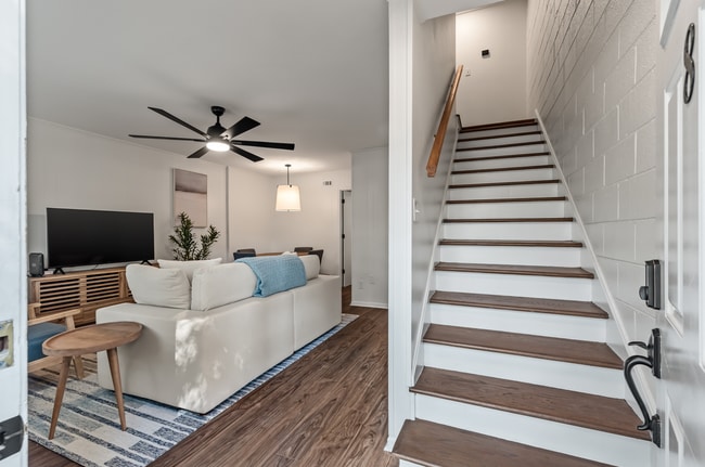 8 Grove St