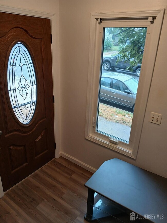 Photo - 71 Redmond St