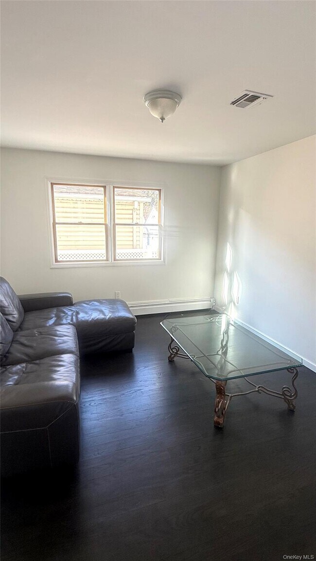 Photo - 1318 Post Ave