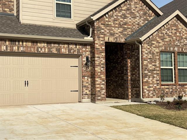 Photo - 10517 Breezeway Dr