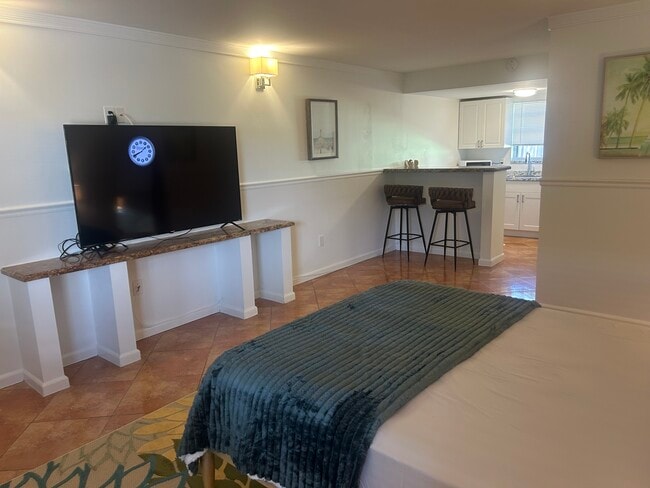 Capri Apartments