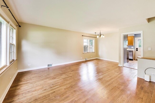 679 Spring Rd