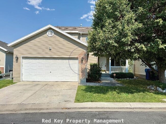 Building Photo - Crystal Bay Dr Single Family Home