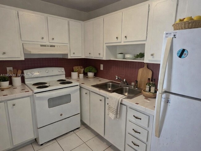 Photo - 4731 NW 10th Ct Unidad 210