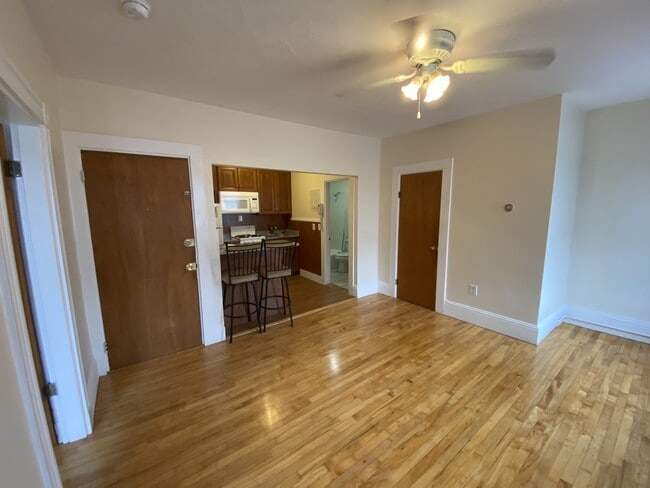 Photo - 79 Hampshire St Unidad 6