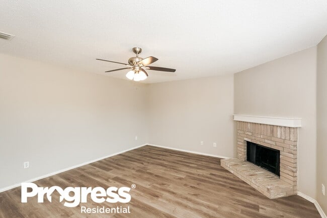 2908 Cottage Ln