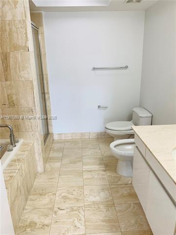 Photo - 1800 Sunset Harbour Dr Unidad 1502