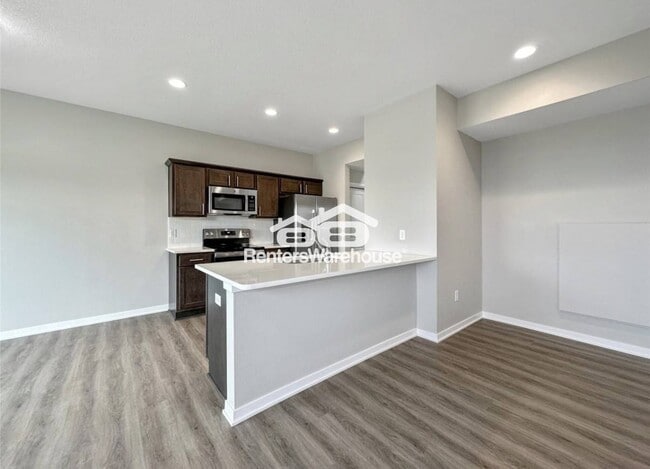 Photo - 7000 Lake Ridge Ave