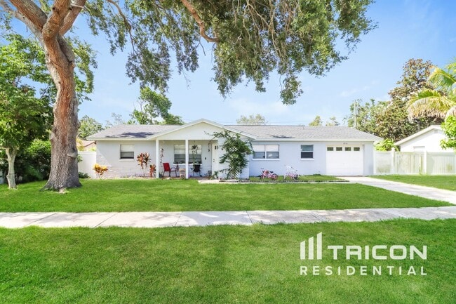 Building Photo - 5836 99th Terrace N Rental