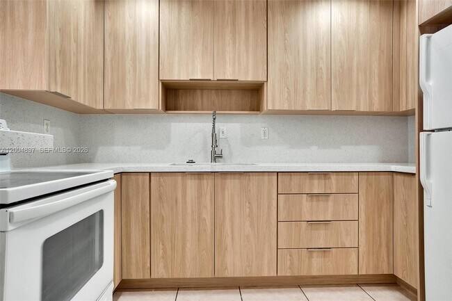 8650 SW 67th Ave Unit 1025