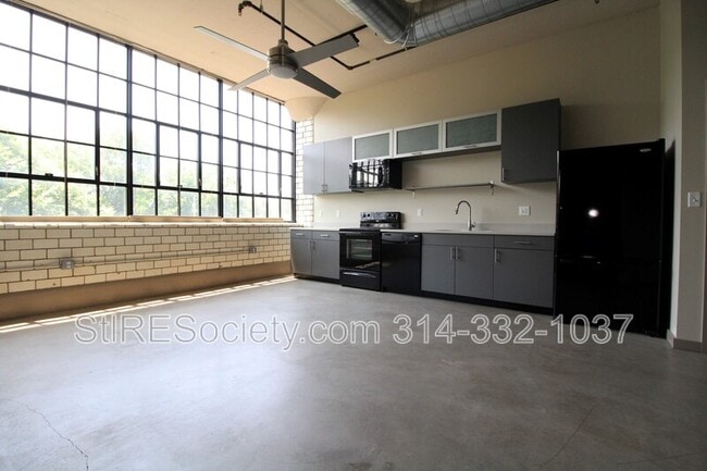 Photo - 8125 Michigan Ave Unit #322