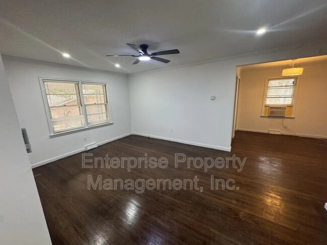 Photo - 3766 Argonne St
