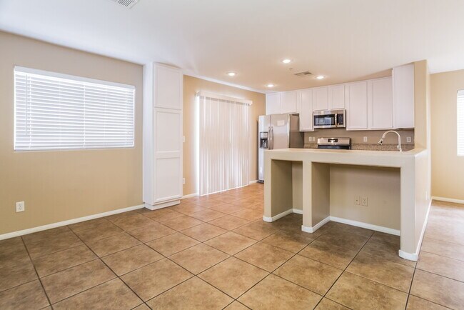 Photo - 3012 Sunrise Bay Ave