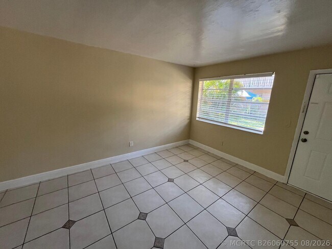 Photo - 1370 NE 119th St Unit 137008