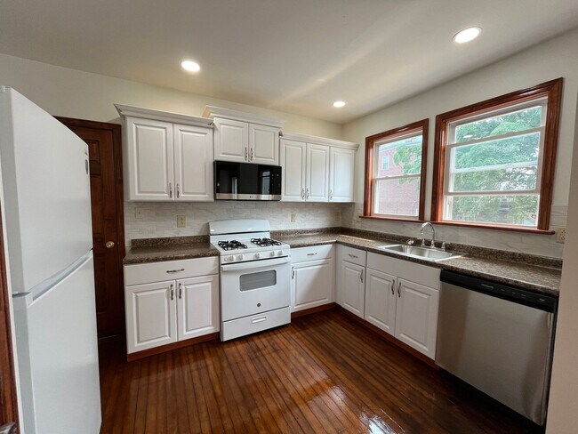 Photo - 900 North Ave Unidad Apt #1 (Lockbox - 3333)