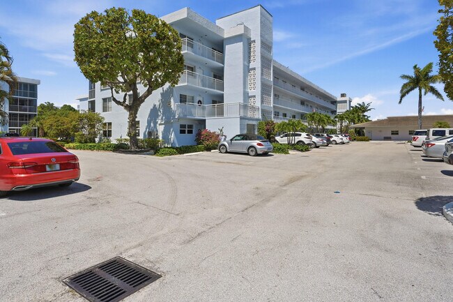 2008 S Federal Hwy Unit 101