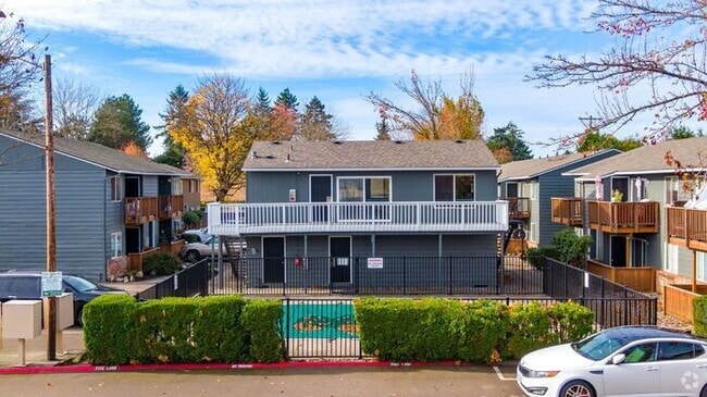 Building Photo - Stop! Look! Lease! Spacious 2-Bedroom with... Rental