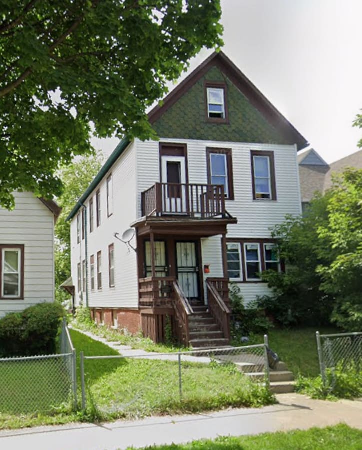 3343-3345 N 9th St. (Duplex) - 3343-3345 N 9th St. (Duplex) Apartment Unit 3345