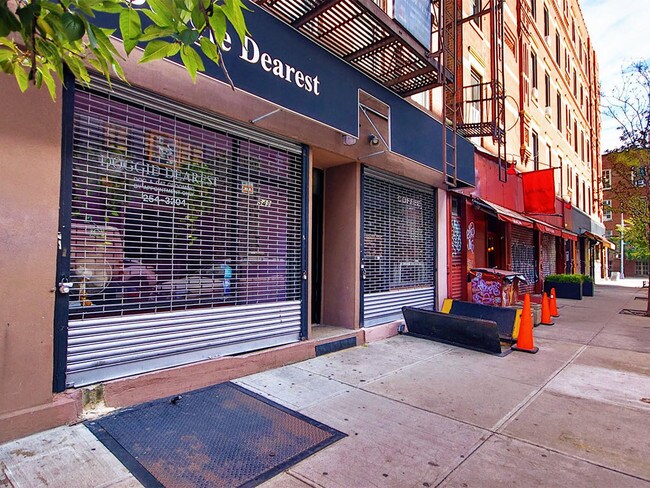 Photo - 543 East 5th Street