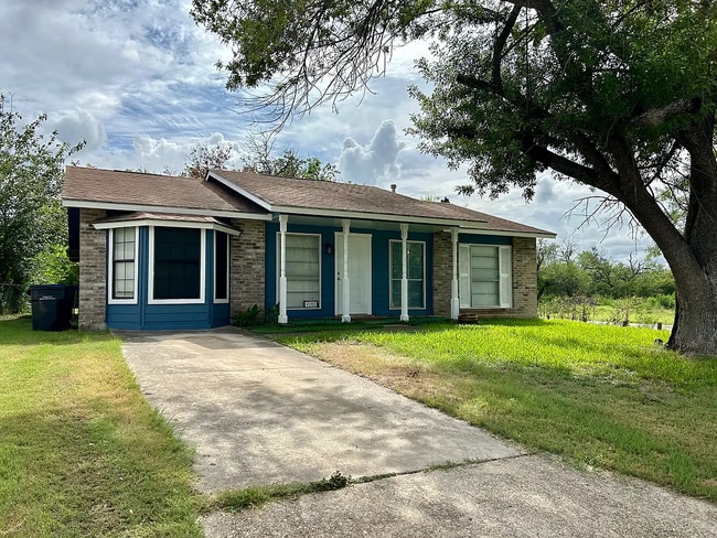 Building Photo - 9283 Five Palms Dr Rental