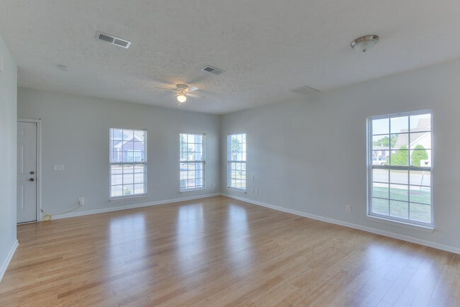 Photo - 3052 RG Buchanan Dr