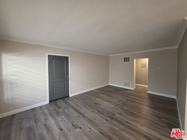 Photo - 7972 Norton Ave Unit 3