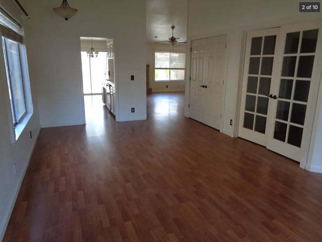 Photo - 898 Don Medico Dr