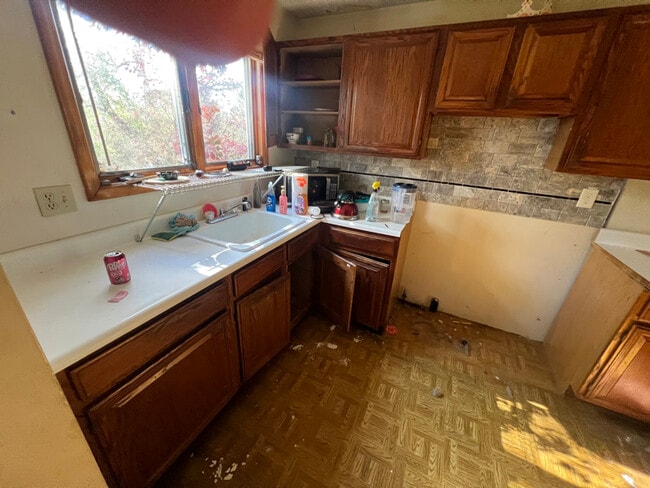 Photo - 8015 Colonial Dr