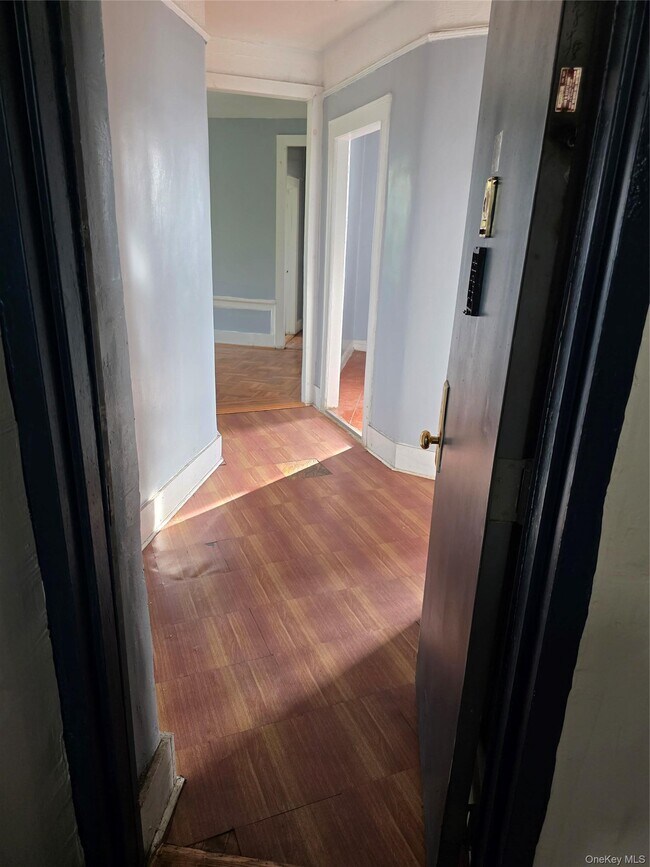 Building Photo - 1115 Dorchester Rd Unit 4f