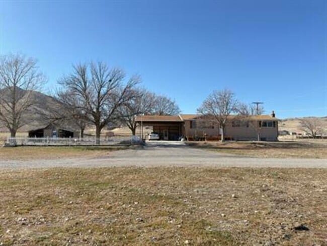Building Photo - 25686 N 9100 W St