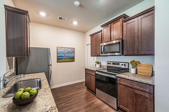 Photo - 8059 Hagood St