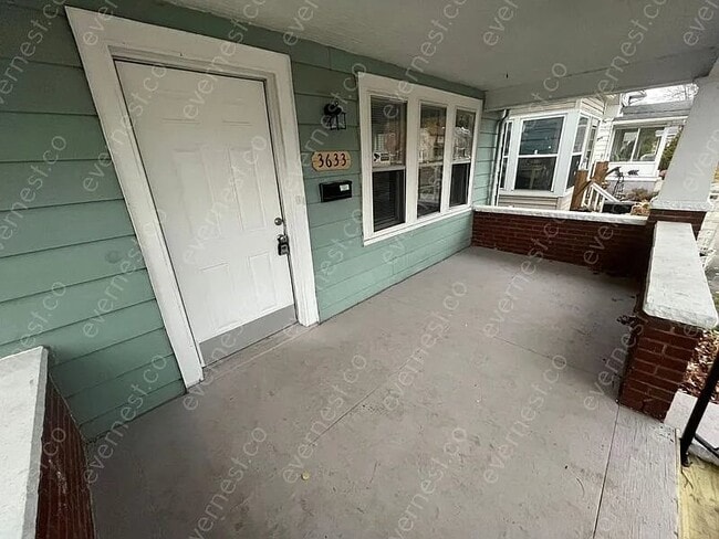 Photo - 3633 Almeda Dr