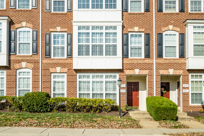 Front of building - 22785 Settlers Trail Terrace Townhome