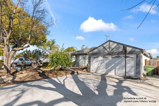 Photo - 1729 Laine Ave