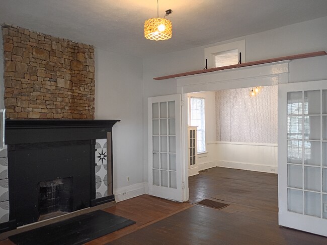 Photo - 1081 Arlington Ave SW