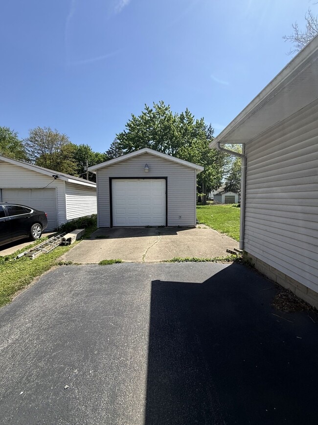 Photo - 2148 N Church St
