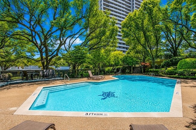 Building Photo - 3883 Turtle Creek Blvd Unit 1712