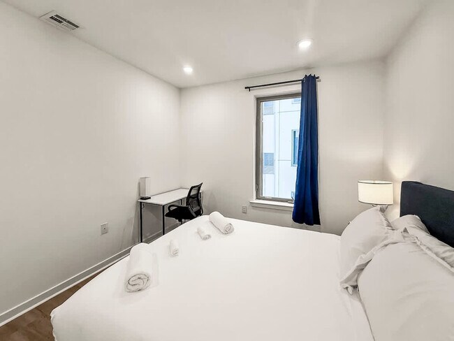 Photo - 1427 Germantown Ave Unidad ID1093520P