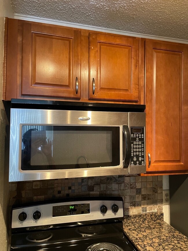 Photo - 2121 Hepburn St Unit 1224