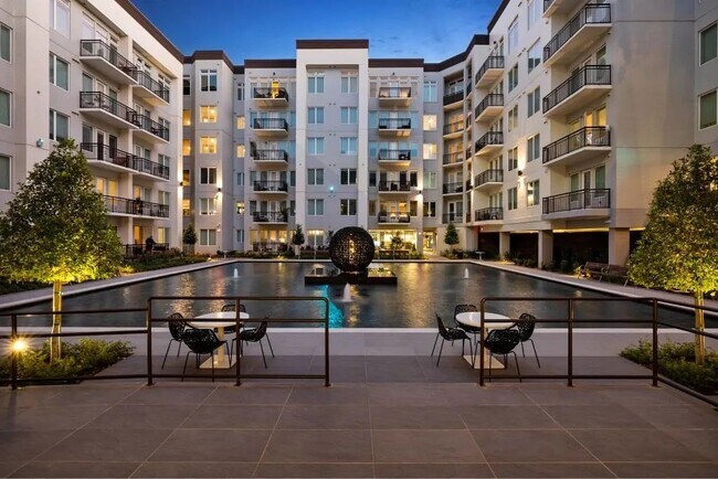 Building Photo - 1317 Post Oak Park Dr Unit 525