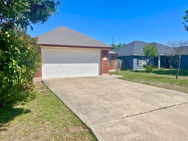 Photo - Beautiful 3 Bedroom Home Near Brooks City Base in South San Antonio