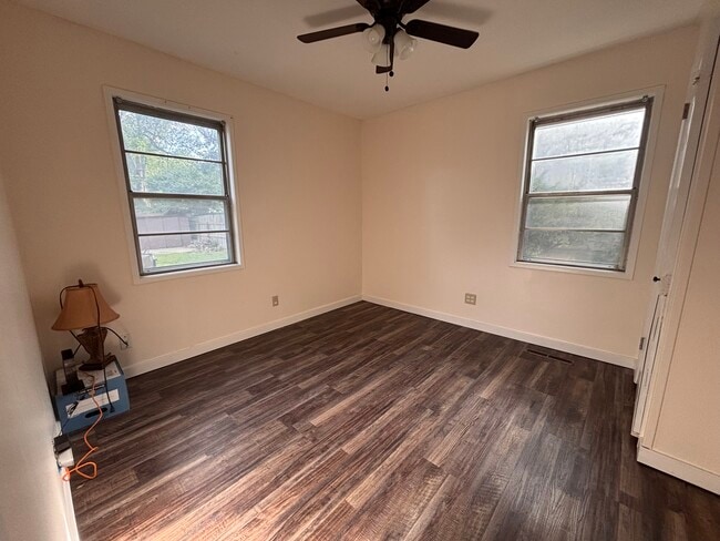 Photo - 2505 Moundview Dr